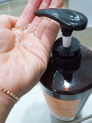 달리프 진저 베러 퍼퓸 탈모 완화 샴푸 1000ml 향 3종 — 5점을 준 리뷰어가 2021년 1월 올린 사용 사진