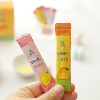 비타앤C 레몬맛, 망고맛 — 5점을 준 리뷰어가 2021년 4월 올린 사용 사진