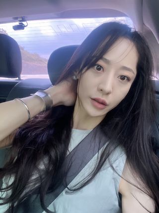 free [아토르] 9종 임상완료 아토르 다름 샴푸바_블랙  프리미엄 두피 케어 샴푸바 — 5점을 준 리뷰어가 2024년 5월 올린 사용 사진