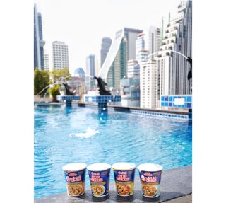NISSIN 닛신 컵누들  4종 - 씨푸드오리지날, 씨푸드 스파이시, 씨푸드 커리, 씨푸드 XO소스 — 5점을 준 리뷰어가 2022년 12월 올린 사용 사진