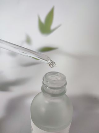 오투에니원 갈락토미세스 리바이탈라이징 프리미엄 화이트닝 에센스 50ml — 5점을 준 리뷰어가 2023년 2월 올린 사용 사진