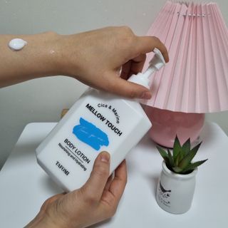 타포미 멜로우 터치 바디로션 500ml — 5점을 준 리뷰어가 2023년 2월 올린 사용 사진