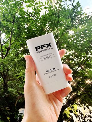 파워풀엑스 나우 / PFX 데오스틱 (언타이틀드 / 블루밍모멘트 / 젠틀브리즈) 1차 [언타이틀드] — 5점을 준 리뷰어가 2024년 6월 올린 사용 사진