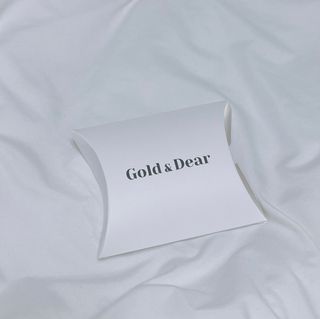 [골드앤디어] 지금 가장 핫한 신상, 빠르게 만나보세요 | 14K 사각 큐빅 라운드 원터치_3color 중 택 1 | — 4점을 준 리뷰어가 2021년 5월 올린 사용 사진