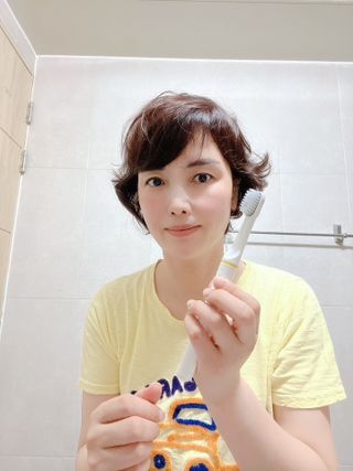 트로마츠 심플 미세전류 칫솔 — 5점을 준 리뷰어가 2022년 5월 올린 사용 사진