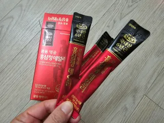 광동생활건강 광동 명품 홍삼정데일리 10mL x 30포 — 5점을 준 리뷰어가 2023년 4월 올린 사용 사진