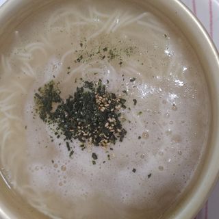 [한면원] 잔치국수 2인분 — 5점을 준 리뷰어가 2022년 7월 올린 사용 사진
