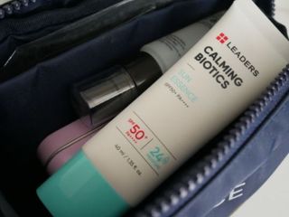 리더스코스메틱 리더스 카밍 바이오틱스 선 에센스 SPF 50+ PA++++ — 5점을 준 리뷰어가 2022년 5월 올린 사용 사진
