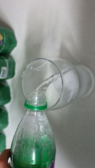 몽베스트 Montbest with Sparkling water Lemon OR Lime 20병(랜덤) — 5점을 준 리뷰어가 2022년 12월 올린 사용 사진