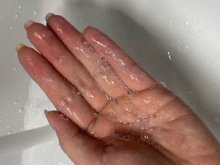 [닥터문] 센텔라 시카케어 화이트머스크 바디워시 1000ml — 5점을 준 리뷰어가 2023년 8월 올린 사용 사진