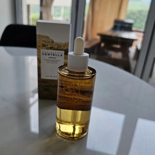 [스킨1004] 마다가스카르 센텔라 앰플 100ml — 5점을 준 리뷰어가 2024년 6월 올린 사용 사진