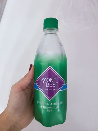 몽베스트 Montbest with Sparkling water Plain 20병 — 5점을 준 리뷰어가 2021년 11월 올린 사용 사진