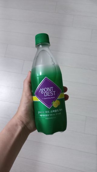 몽베스트 Montbest with Sparkling water Lemon OR Lime 20병(랜덤) — 5점을 준 리뷰어가 2022년 5월 올린 사용 사진