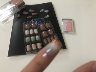 데싱디바 매직프레스 레귤러 스퀘어_6종 중 택 1 — 5점을 준 리뷰어가 2021년 9월 올린 사용 사진