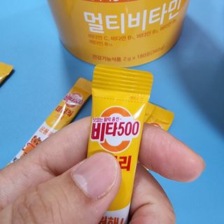 광동생활건강 프리 [광동] VB와 VC를 함유한 멀티 비타민 비타 500 데일리 스틱 180포 — 5점을 준 리뷰어가 2022년 6월 올린 사용 사진