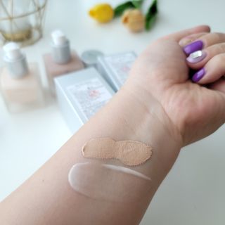[RMK] 메이크업 베이스 + 리퀴드 파운데이션 — 4점을 준 리뷰어가 2021년 3월 올린 사용 사진