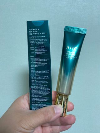 [NEW 탄력유턴 아이크림] AHC 유스 래스팅 리얼 아이크림 포 페이스 — 5점을 준 리뷰어가 2021년 2월 올린 사용 사진