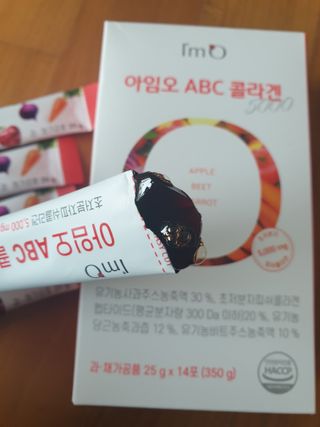 아임오 ABC 콜라겐 젤리 14포 — 5점을 준 리뷰어가 2022년 3월 올린 사용 사진