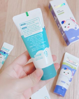 닥터데디스 안심불소 튼튼치약(청포도, 민트 중 택 1) 60g + 여행용 미니 치약 15g — 5점을 준 리뷰어가 2022년 9월 올린 사용 사진