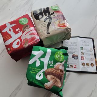 [풀무원] 자연은맛있다 정면, 백면, 홍면  세트 — 5점을 준 리뷰어가 2021년 4월 올린 사용 사진