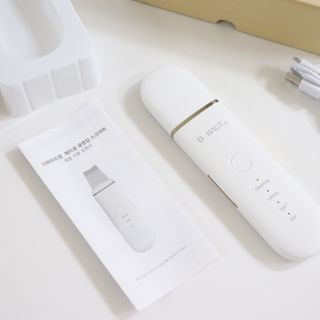 디하우트 랩 4 in 1 갈바닉 아쿠아 워터 필링기 스킨스크러버 — 5점을 준 리뷰어가 2021년 11월 올린 사용 사진