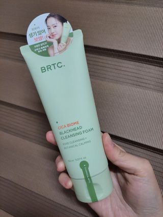 비알티씨 BRTC 시카 바이옴 블랙헤드 클렌징 폼 150ml — 3.5점을 준 리뷰어가 2022년 12월 올린 사용 사진