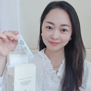 라보르 프렌치 콜라겐 화이트 — 5점을 준 리뷰어가 2022년 10월 올린 사용 사진