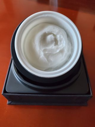 오투에니원 갈락토미세스 비타민 C 프리미엄 블랙스완 크림 50g — 4.5점을 준 리뷰어가 2022년 12월 올린 사용 사진
