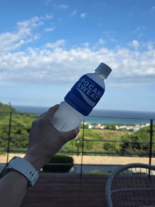[동아오츠카] 포카리스웨트  500ml PET + 이온워터 500ml PET — 5점을 준 리뷰어가 2025년 7월 올린 사용 사진