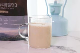 일일하우 슬리밍 플랜B 고소한 귀리맛, 진한 카카오맛 (체중조절식) — 5점을 준 리뷰어가 2023년 6월 올린 사용 사진
