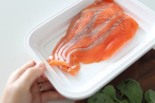 밸런스 다이어트랩 밸다랩 프리미엄 훈제연어 슬라이스 120g — 3.5점을 준 리뷰어가 2023년 5월 올린 사용 사진
