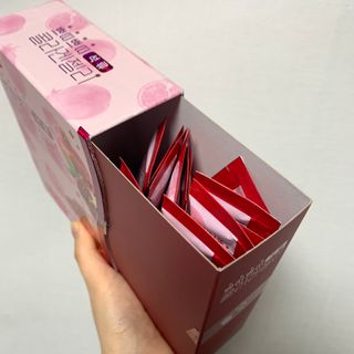 헬스업_쁘띠쁘띠석류콜라겐젤리_20g x 14포 — 4.5점을 준 리뷰어가 2021년 2월 올린 사용 사진