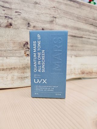 UVX 퀀텀 마스 올인원 톤업 선스크린 — 5점을 준 리뷰어가 2024년 3월 올린 사용 사진