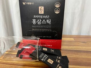 [푸름웰니스] 프리미엄 6년근 홍삼스틱 3mg x 100포 — 5점을 준 리뷰어가 2022년 4월 올린 사용 사진
