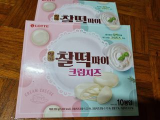 롯데제과 찰떡파이 크림치즈 — 5점을 준 리뷰어가 2021년 6월 올린 사용 사진