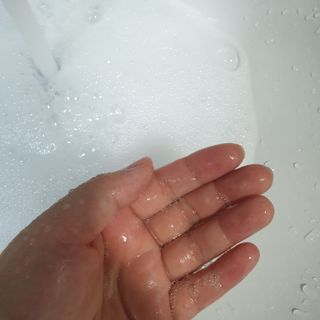 썸헤어 / SUMHAIR 썸헤어 실크 볼륨 샴푸+트리트먼트 프룻자스민티 — 4점을 준 리뷰어가 2021년 7월 올린 사용 사진