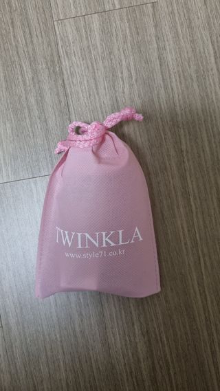 트윙클라 안티멜라 수딩 워터밤 — 5점을 준 리뷰어가 2022년 5월 올린 사용 사진