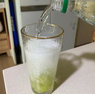 몽베스트 Montbest with Sparkling water Plain 20병 — 4점을 준 리뷰어가 2023년 3월 올린 사용 사진