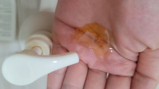 [위켄더스] 기분좋은 하루를 선사해주는 핸드& 바디워시 1종 랜덤발송 — 5점을 준 리뷰어가 2022년 4월 올린 사용 사진