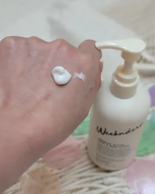 [위켄더스] 끈적임 없이 수분감을 채워주는 핸드& 바디로션 1종 랜덤발송 — 5점을 준 리뷰어가 2022년 4월 올린 사용 사진