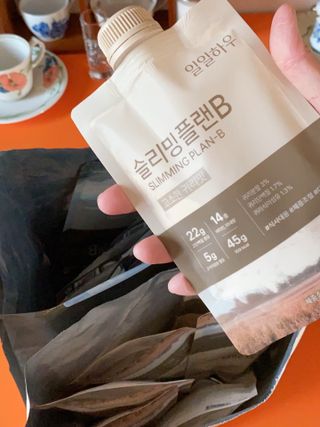 일일하우 슬리밍 플랜B 고소한 귀리맛, 진한 카카오맛 (체중조절식) — 5점을 준 리뷰어가 2023년 8월 올린 사용 사진