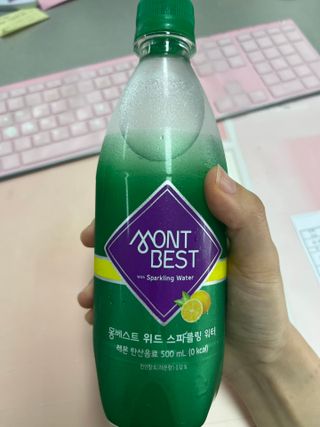 몽베스트 Montbest with Sparkling water Lemon OR Lime 20병(랜덤) — 5점을 준 리뷰어가 2022년 6월 올린 사용 사진