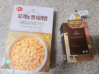 씨알푸드 유기농 쌀 시리얼 390g + 갓 구운 유기농 발아통곡물 150g — 5점을 준 리뷰어가 2021년 12월 올린 사용 사진