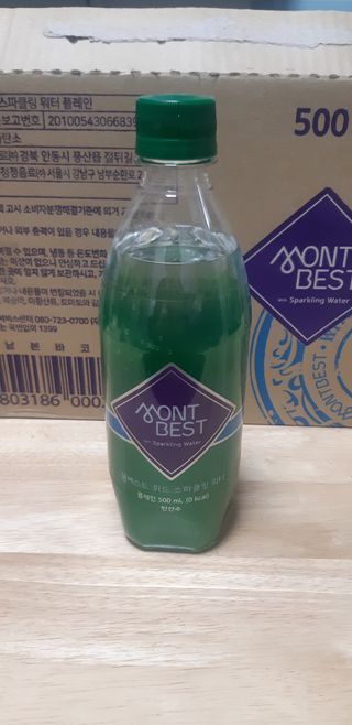 몽베스트 Montbest with Sparkling water Plain 20병 — 5점을 준 리뷰어가 2021년 10월 올린 사용 사진