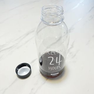 클린24시간 1BOX(5포) + 전용보틀(500ml) — 4.5점을 준 리뷰어가 2022년 10월 올린 사용 사진