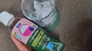 더그레잇티 콤부차 [매일유업] 더그레잇티 44kcal 콤부차 300ml *12개입 (오리지널 6개+베리리치 6개) — 5점을 준 리뷰어가 2023년 7월 올린 사용 사진