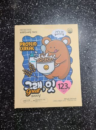 바디랩 체중조절용 프로틴시리얼 그래잇 — 4점을 준 리뷰어가 2022년 4월 올린 사용 사진