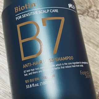 [포레스트스토리] 탈모증상완화 샴푸 1,000ml — 5점을 준 리뷰어가 2022년 3월 올린 사용 사진