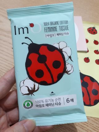아임오 페미닌워시 150ML + 페미닌티슈6입 + 아임오스티커 + 쿠폰북 — 5점을 준 리뷰어가 2021년 10월 올린 사용 사진