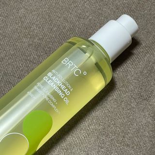 비알티씨 BRTC 안티폴루션 앤 블랙헤드 클렌징오일 300ml — 5점을 준 리뷰어가 2022년 12월 올린 사용 사진